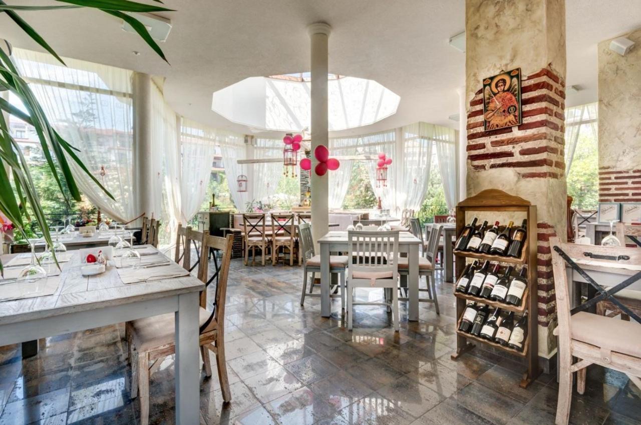 Esteban Vip Residence Club Νεσέμπαρ Εξωτερικό φωτογραφία