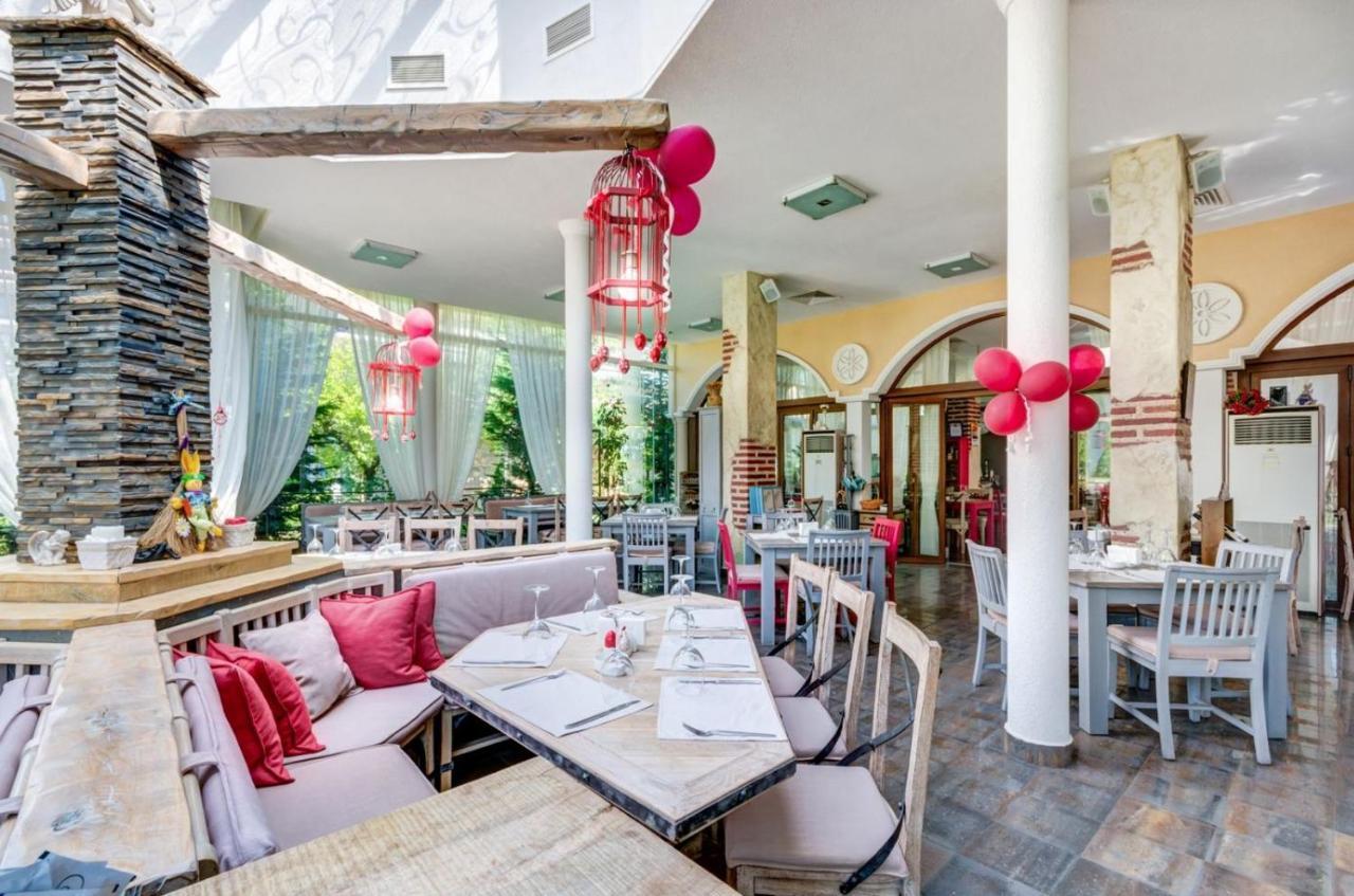 Esteban Vip Residence Club Νεσέμπαρ Εξωτερικό φωτογραφία