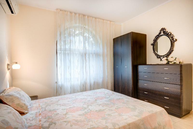 Esteban Vip Residence Club Νεσέμπαρ Εξωτερικό φωτογραφία