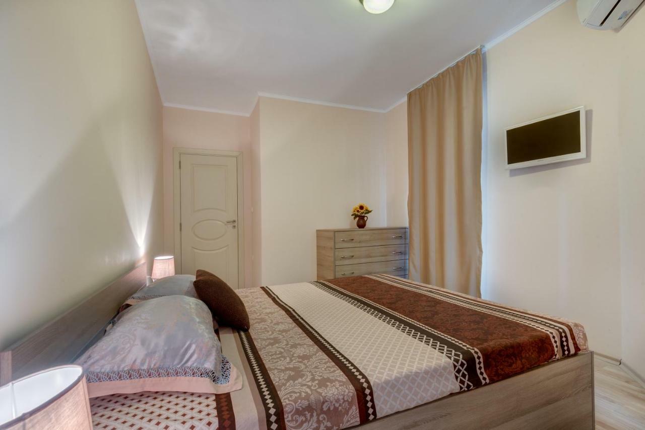 Esteban Vip Residence Club Νεσέμπαρ Εξωτερικό φωτογραφία