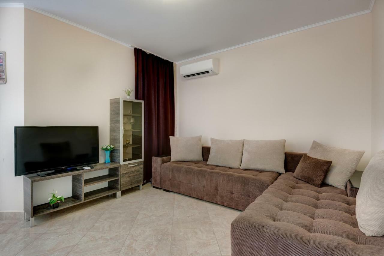 Esteban Vip Residence Club Νεσέμπαρ Εξωτερικό φωτογραφία